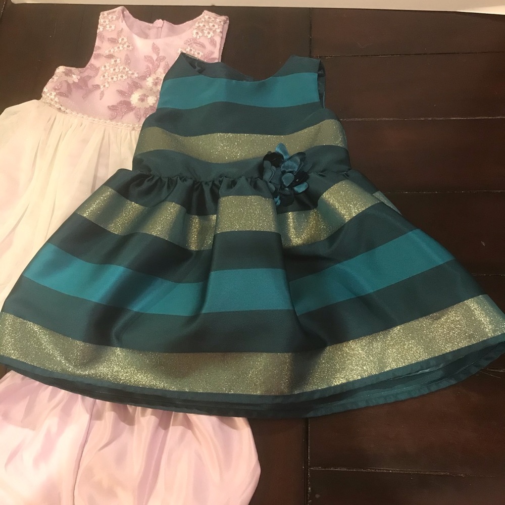 Girls Dresses Lot of 2 Size 24 months & 2T